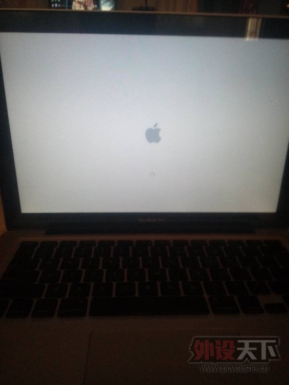 �����Ϻ�����2010�� 8G Macbook pro 374 85���� ����