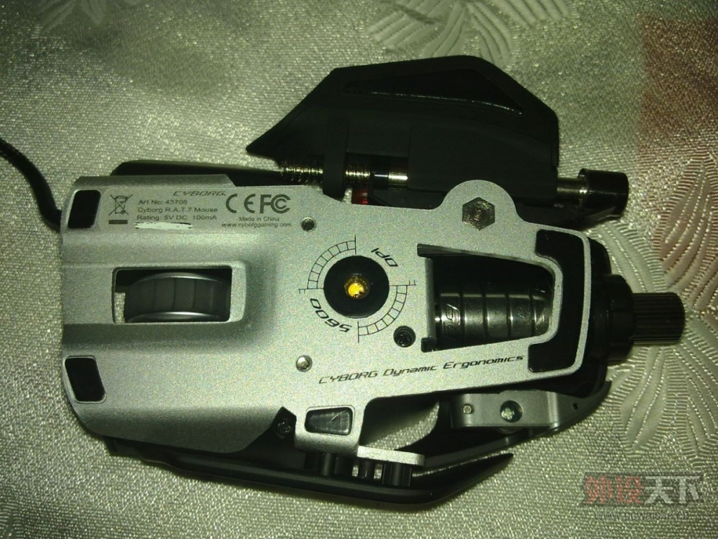 [35P]�Ƹ�ı��ν��Mad Catz_R.A.T.7��Razer Vespula ����