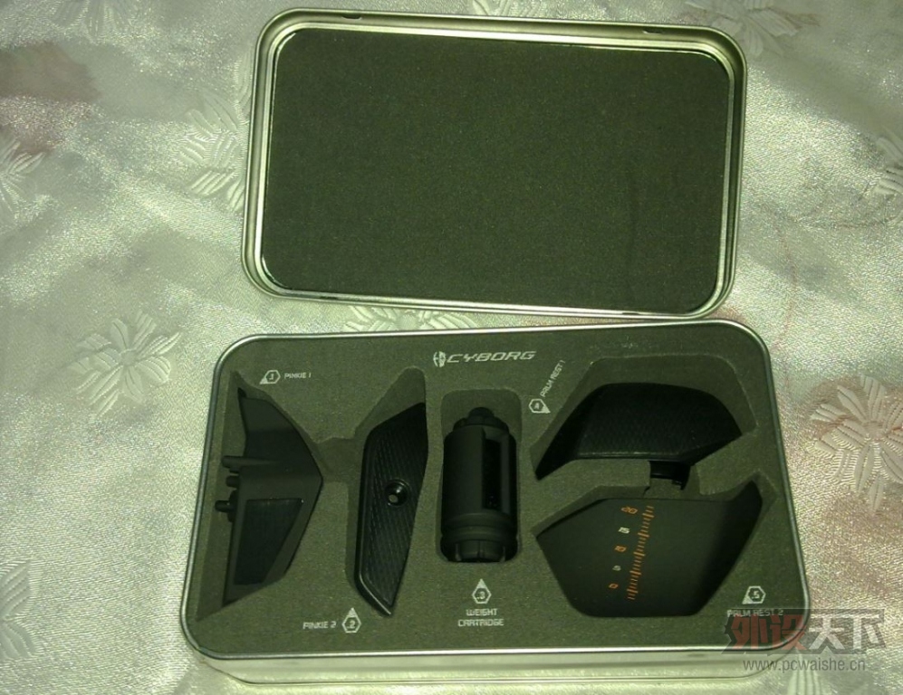 [35P]�Ƹ�ı��ν��Mad Catz_R.A.T.7��Razer Vespula ����