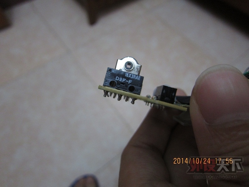 �����š�kinzu v2 ��ɫ ���Ҽ��ѻ�ŷķ�� D2F-F �ҵ� 80Ԫ����