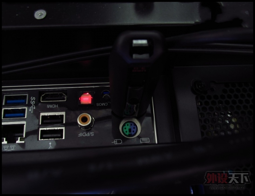 �ٶ���λ��-����USB3,0�����̺��
