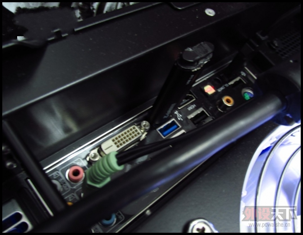 �ٶ���λ��-����USB3,0�����̺��