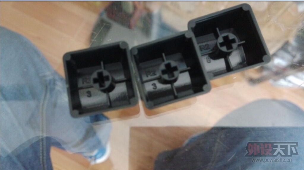 дR2+ R3+