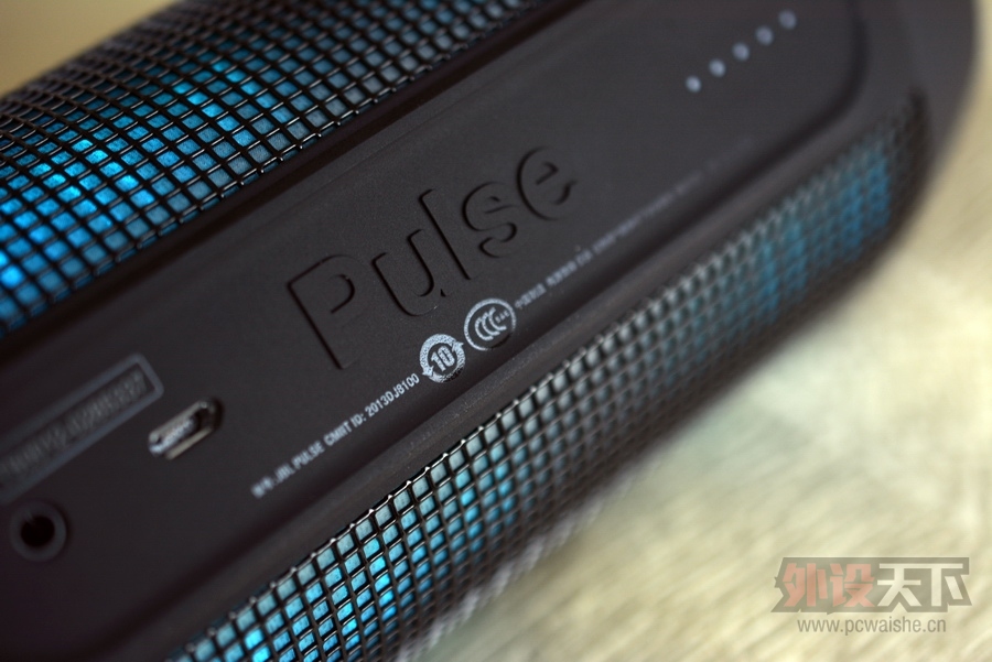 ��һ��������Ч��ֱ�棬���ٻ�Ӱ��JBL_ PULSE������������