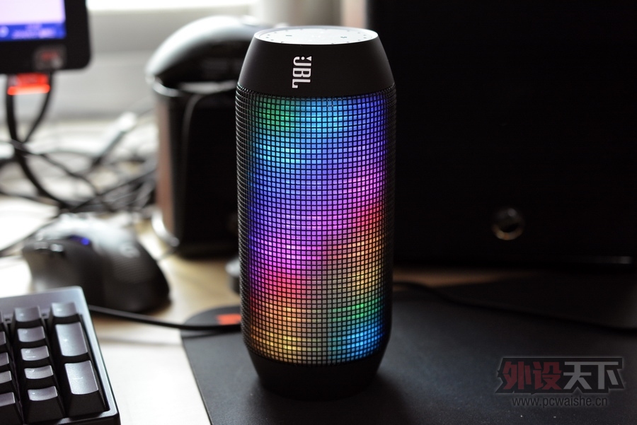 ��һ��������Ч��ֱ�棬���ٻ�Ӱ��JBL_ PULSE������������