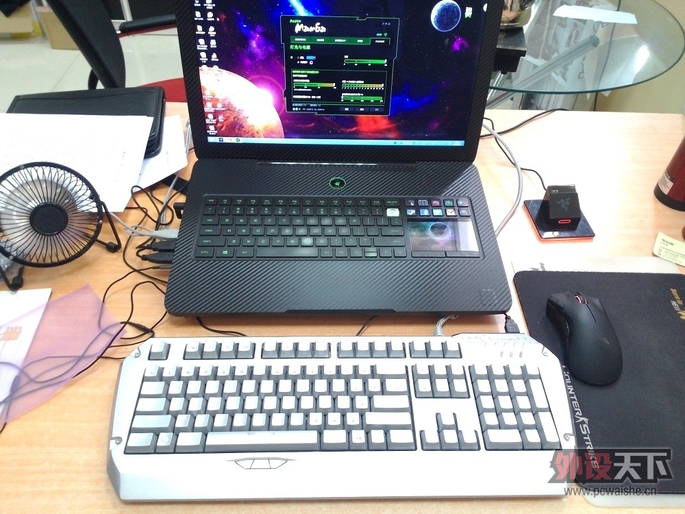 092603gqslxqjyqlxvzspj.jpg