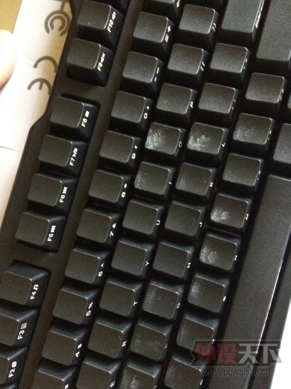 �����ݡ�����POM 104 ������� ս����ɫ���ѳ���