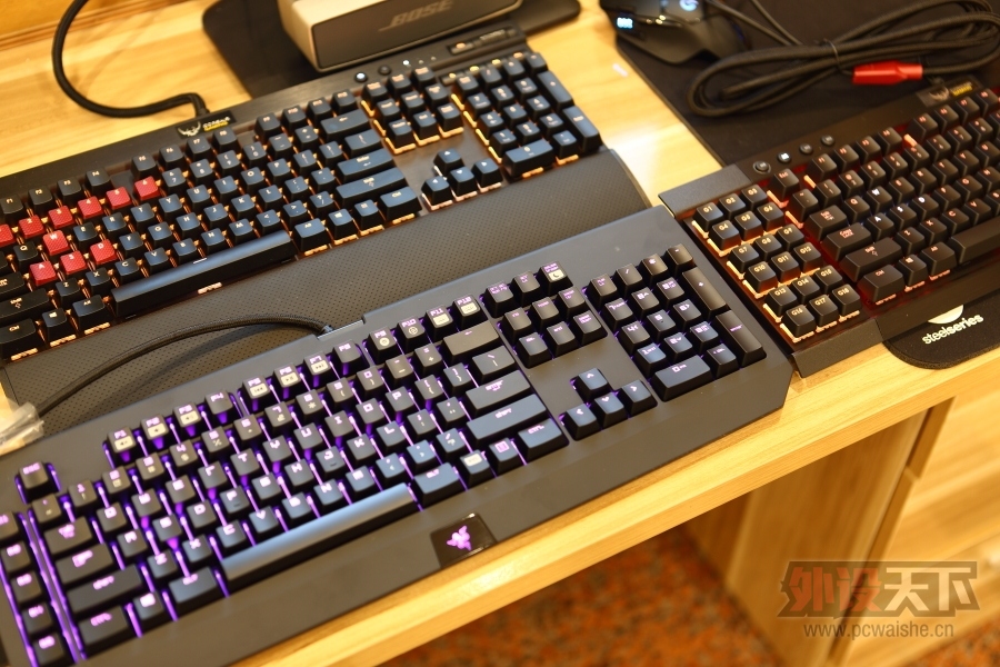 ۶-----K70 RGB K95 RGB  RGB