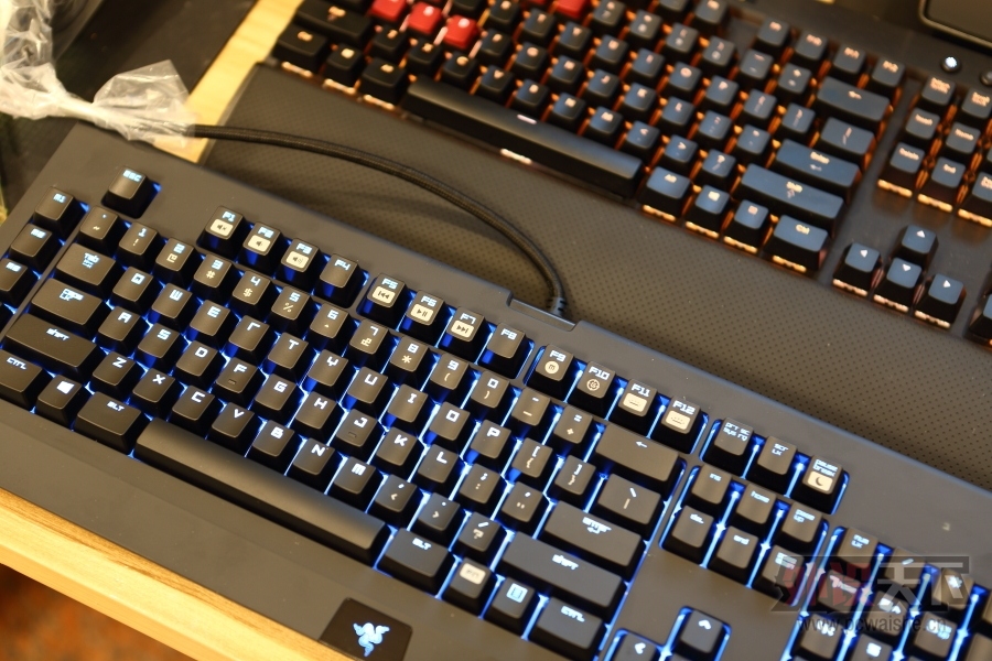 ۶-----K70 RGB K95 RGB  RGB
