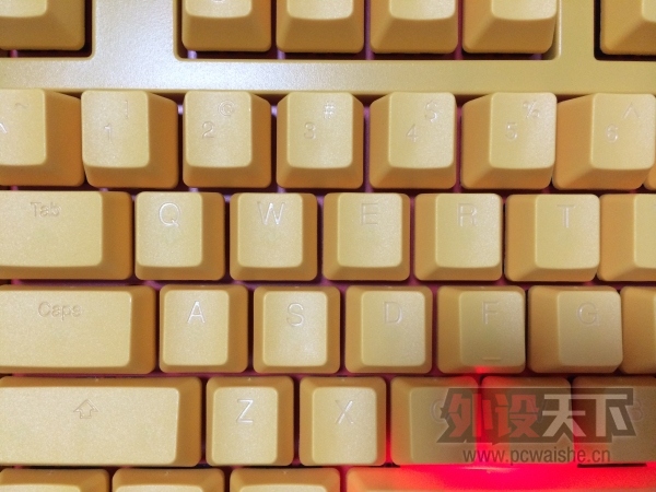 ���ӱ���ducky С��Ѽ �Ӻ� pbt ͬ�� ��ñ
