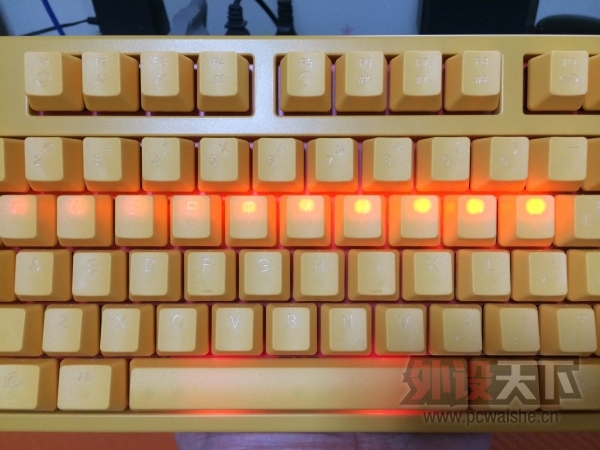 ���ӱ���ducky С��Ѽ �Ӻ� pbt ͬ�� ��ñ