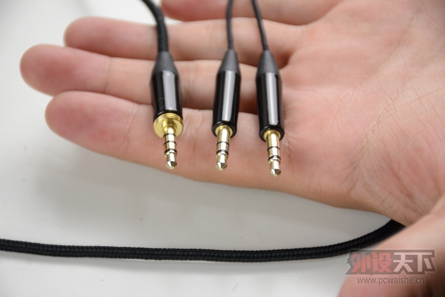 [19P] ���ȶ��쵽��PC��iphone������Ϸ����ROGUE GROOVE������
