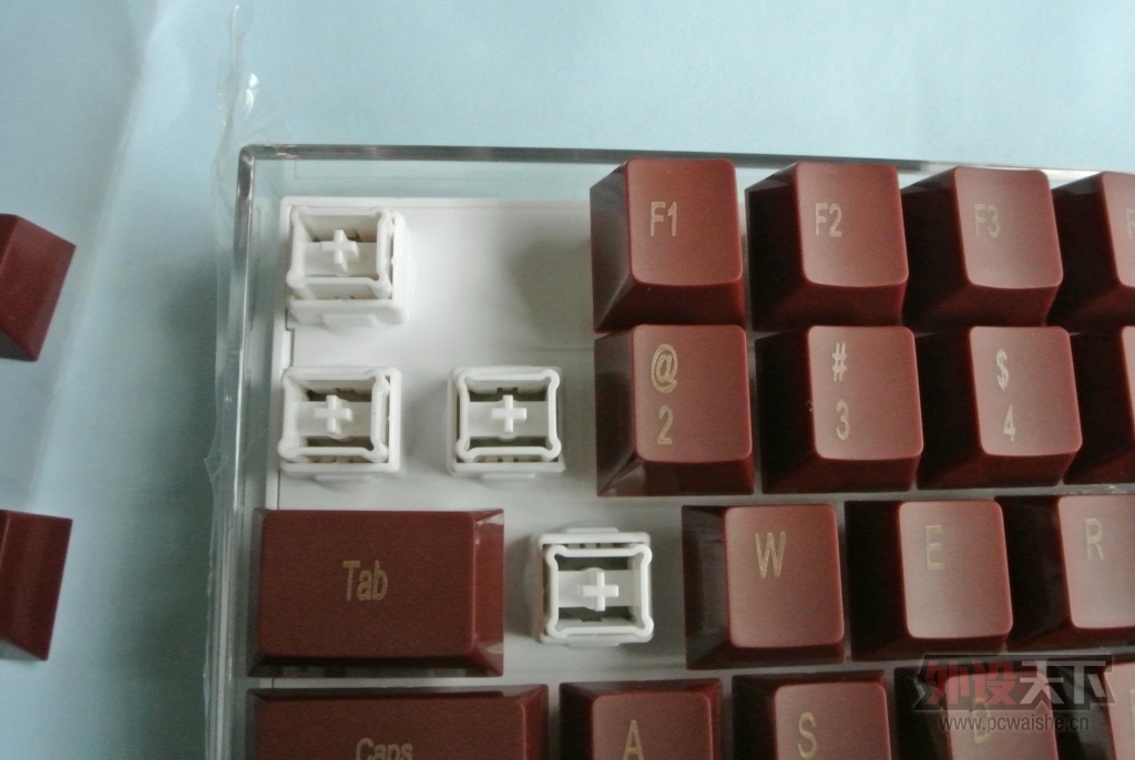 һ����ͨ���谮���ߵ��԰ף��¡�I-ROCKS IK6 WEս�Ӱ桿��