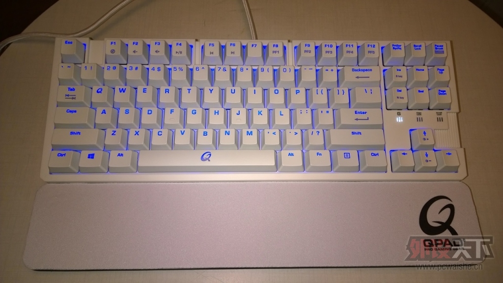 �ӵ����ֶ������ڷ�����QPAD MK-10��4��������ٶȣ��ӵ����о�399����ֵ���������