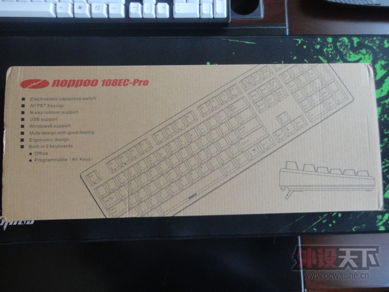 ��һ���ָС���noppoo108������VSrealforce87U�򵥶Ա�����