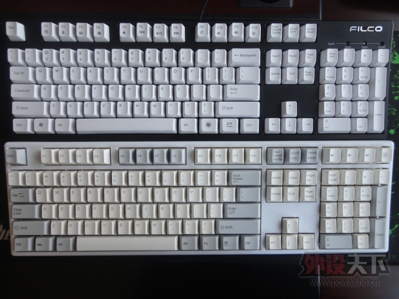 ��һ���ָС���noppoo108������VSrealforce87U�򵥶Ա�����