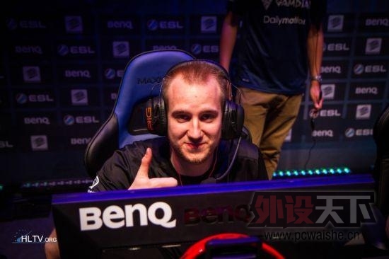 �羺���ţ�ѡ�ֱ�ָ�������������1��