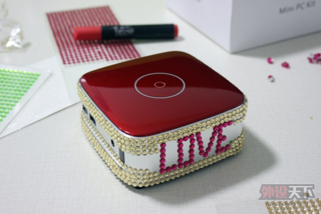 ��28P����Ů�ѵ�����������ִ����������� MINI PC��ֻΪ�Ժ󷸴��ٹ���̡�