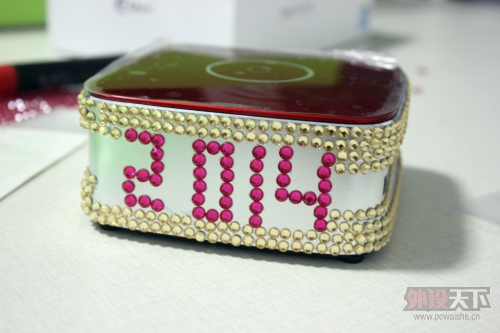 ��28P����Ů�ѵ�����������ִ����������� MINI PC��ֻΪ�Ժ󷸴��ٹ���̡�