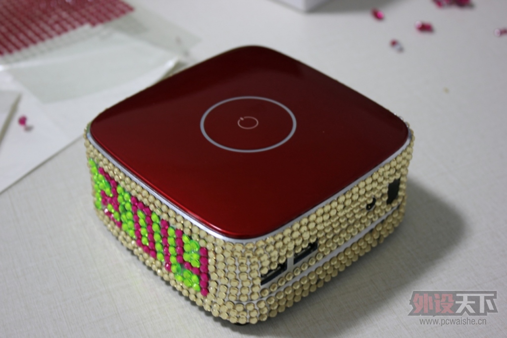 ��28P����Ů�ѵ�����������ִ����������� MINI PC��ֻΪ�Ժ󷸴��ٹ���̡�