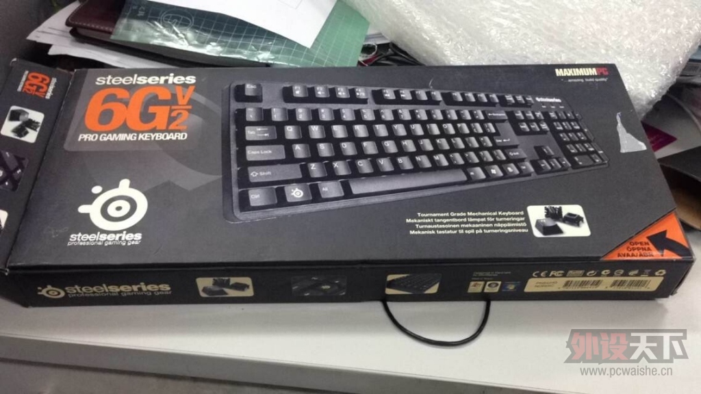 ��֣�ݡ�95/99�� ��� SteelSeries 6GV2 ���� ��е���� ��С��
