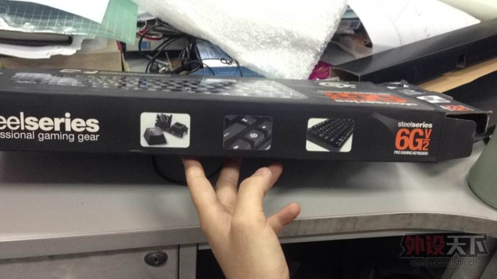 ��֣�ݡ�95/99�� ��� SteelSeries 6GV2 ���� ��е���� ��С��