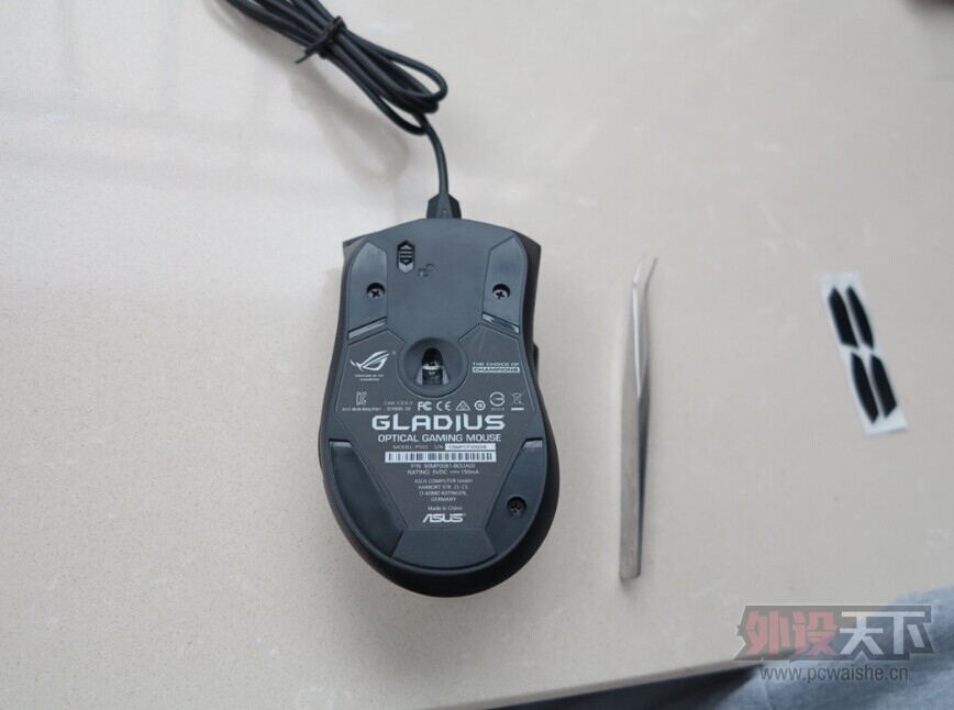 ROG GLADIUS�����С�⣬�ѵ���΢��������
