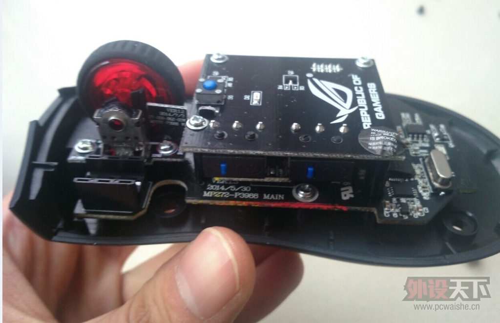 ROG GLADIUS�����С�⣬�ѵ���΢��������