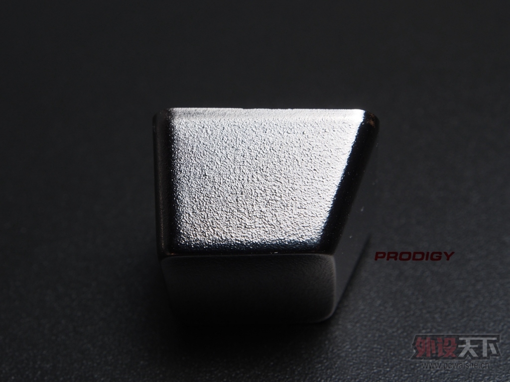 ���޿̽��е��� ���� ECK ��Ƽ�ñС��������ͭ��ɫ��