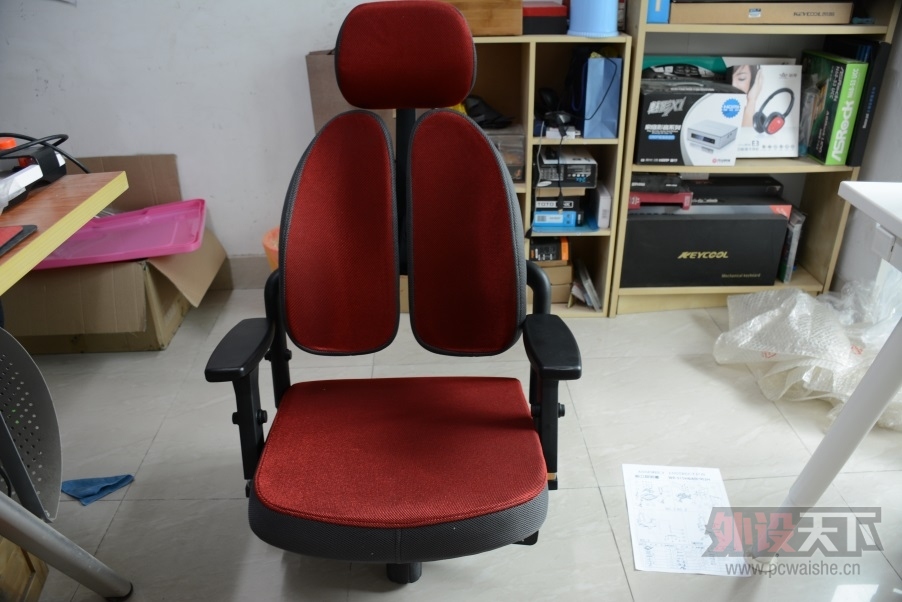 ���ϰ����������ͬ�����幤ѧ�����Σ������ҵ���