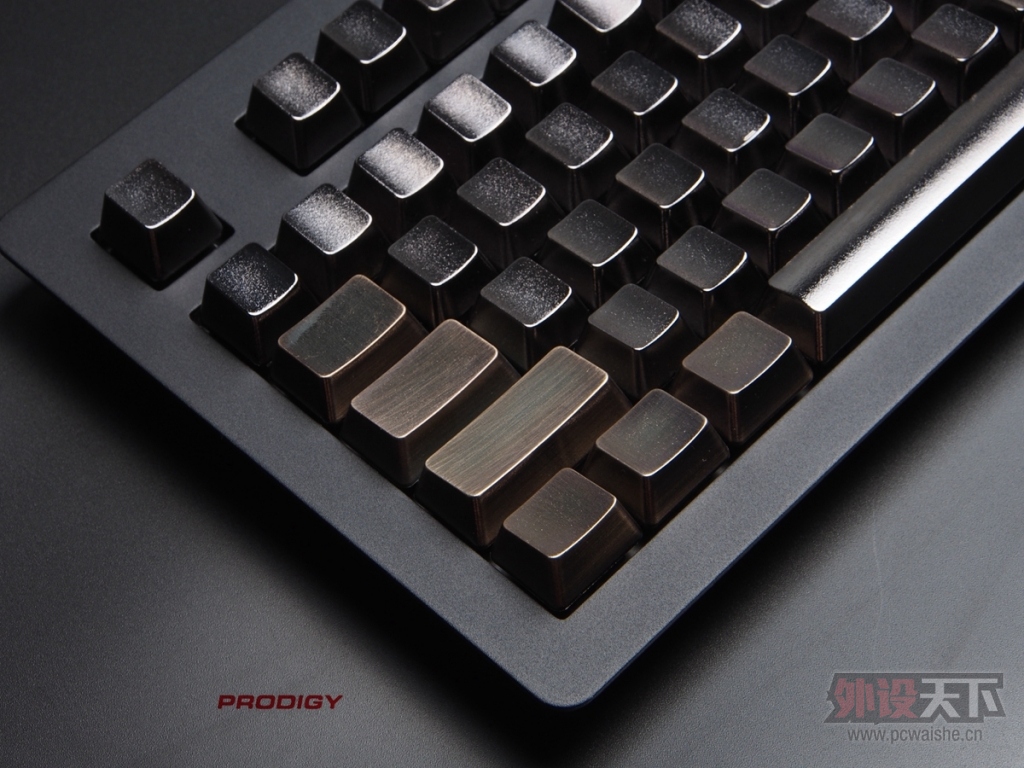 ���޿̽��е��� ���� ECK ��Ƽ�ñС��������ͭ��ɫ��