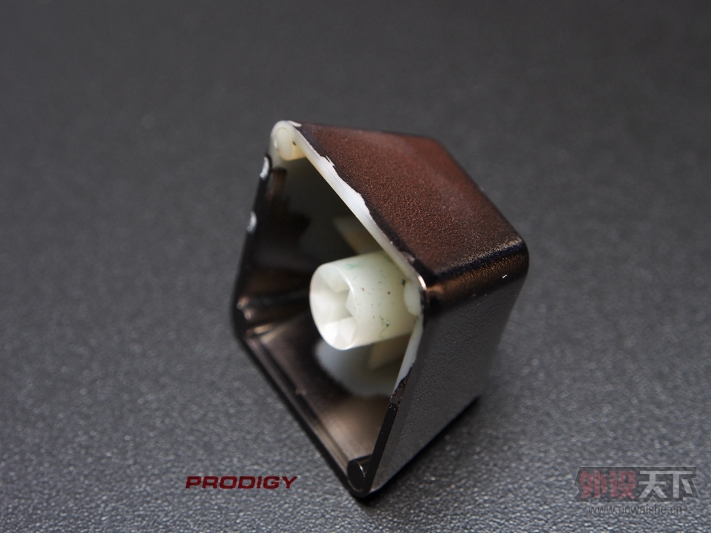 ���޿̽��е��� ���� ECK ��Ƽ�ñС��������ͭ��ɫ��