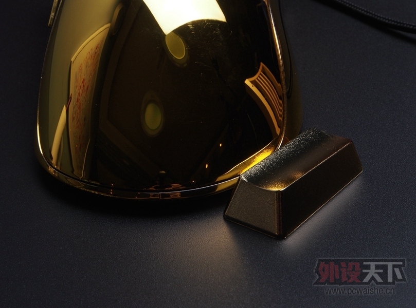 ���޿̽��е��� ���� ECK ��Ƽ�ñС��������ͭ��ɫ��