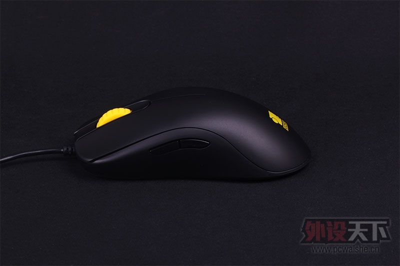 ͵ ZOWIE׿FK2羺Ϸ