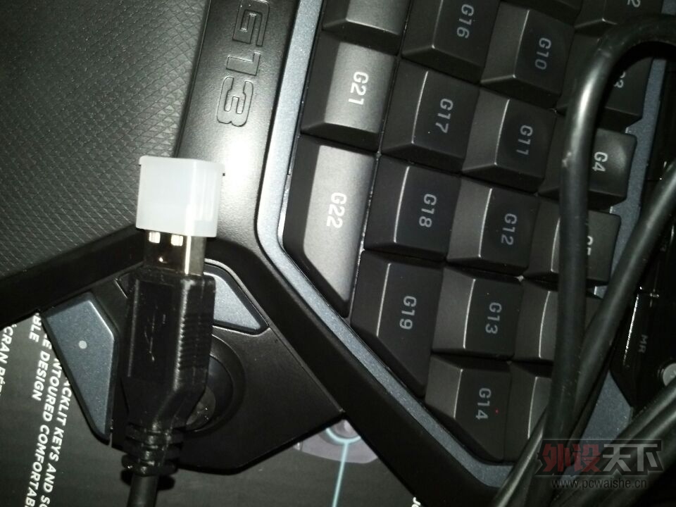 ���� Logitech �ϴ���ߣ�Logitech G13 �����Լ�����ʹ��