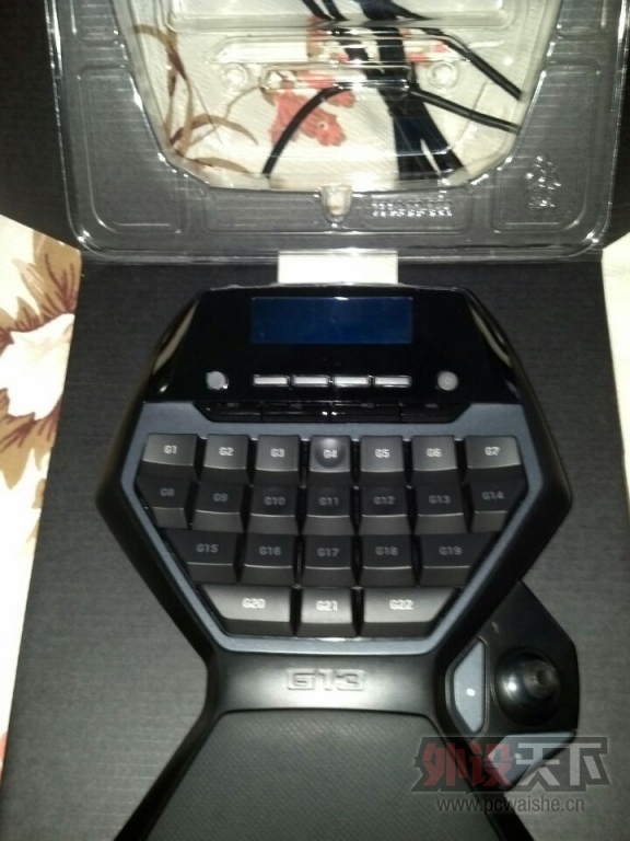 ���� Logitech �ϴ���ߣ�Logitech G13 �����Լ�����ʹ��