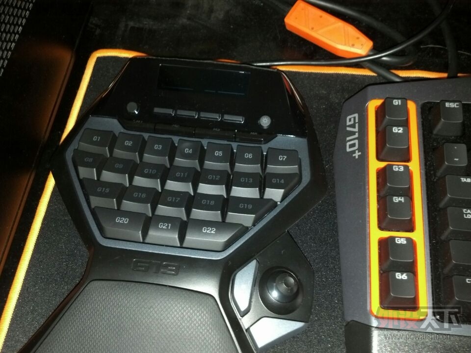���� Logitech �ϴ���ߣ�Logitech G13 �����Լ�����ʹ��