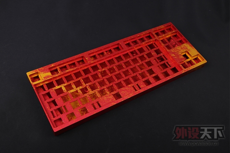 ������������������������������������ۼ�Լ2000Ԫ�İ����� Varmilo 87���̽������