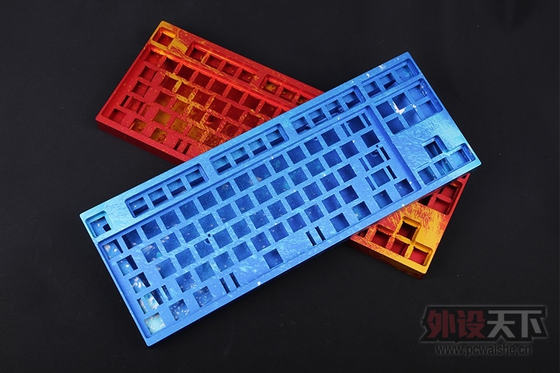 ������������������������������������ۼ�Լ2000Ԫ�İ����� Varmilo 87���̽������