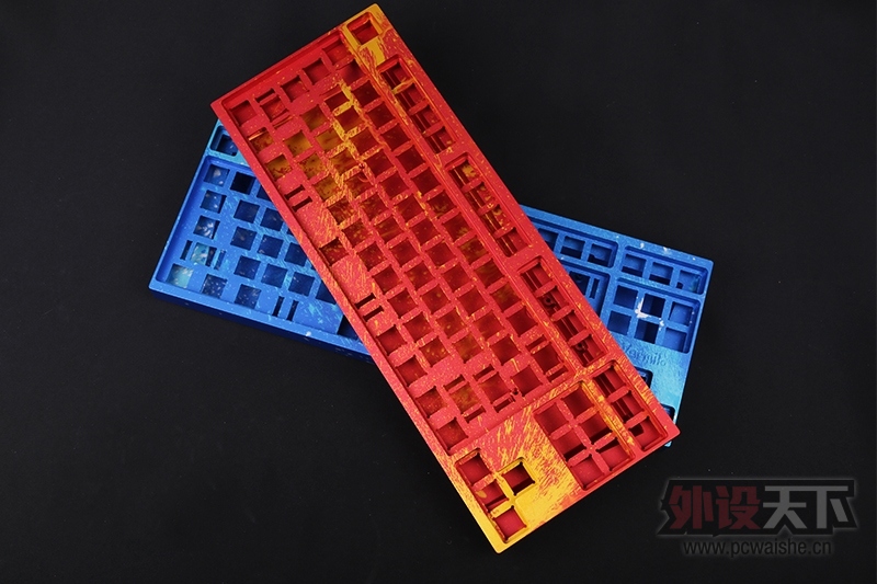 ������������������������������������ۼ�Լ2000Ԫ�İ����� Varmilo 87���̽������