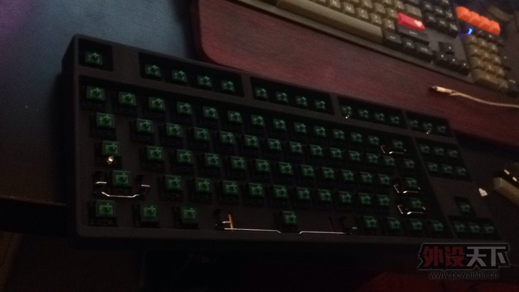 ���ɶ����Գ�����87����(��С������GMK��SPɢ��ñһ��