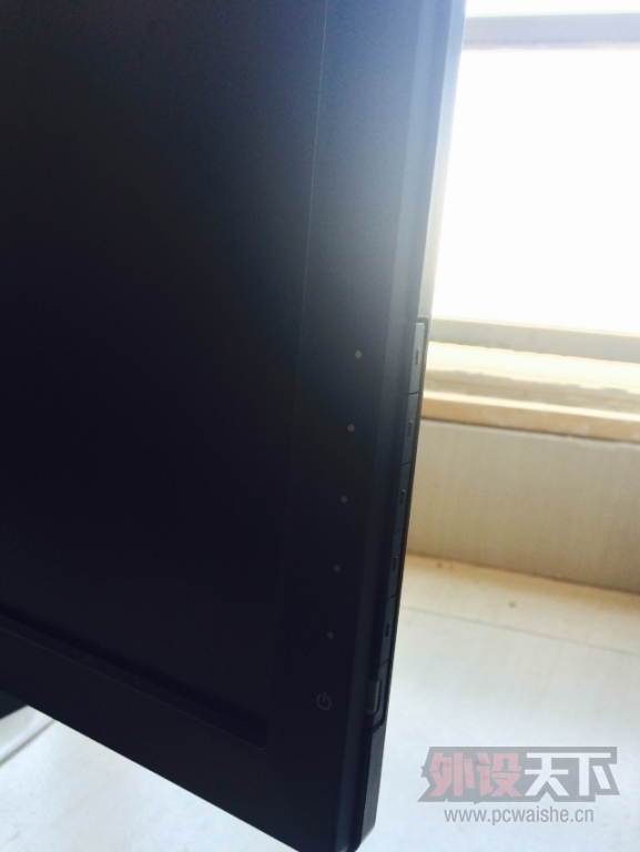 BenQ RL2455HM Ϊ��Ϸ����