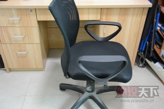 20����ۣ��Һ��ϰ���������幤ѧ�����ζԱ�