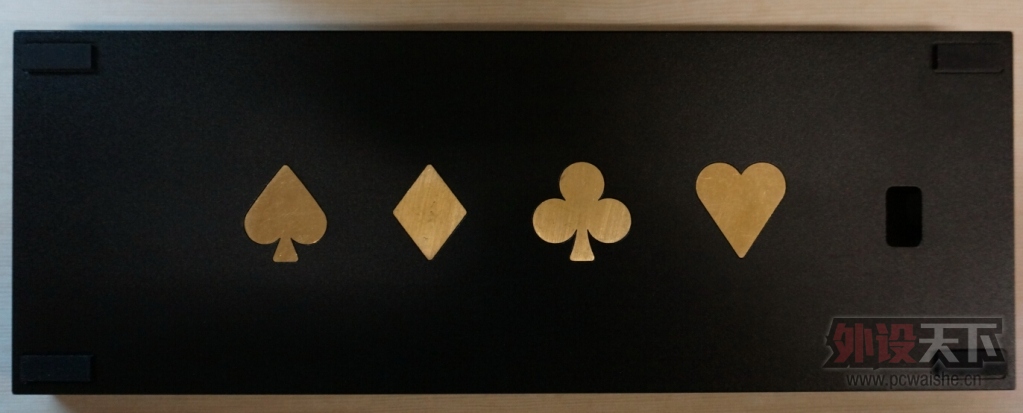 �����������˽ڶ�ɫ��ñһ�ס�FMJ����һ��ɫ�����ص�6��