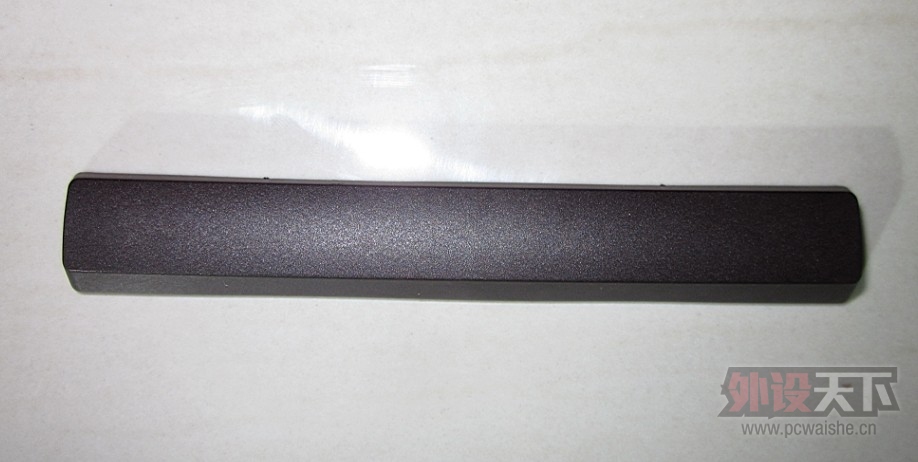 61ZYJSWT7G8[WTD83TM}EOD.jpg