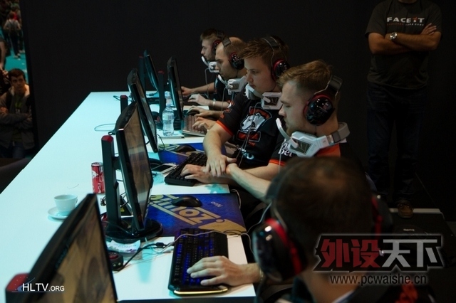 172808xll0liaqllikspsa.jpg