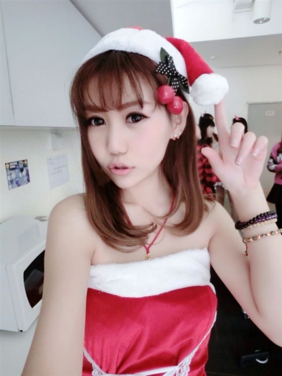 ʥ����������Ů�����Cosͼ��