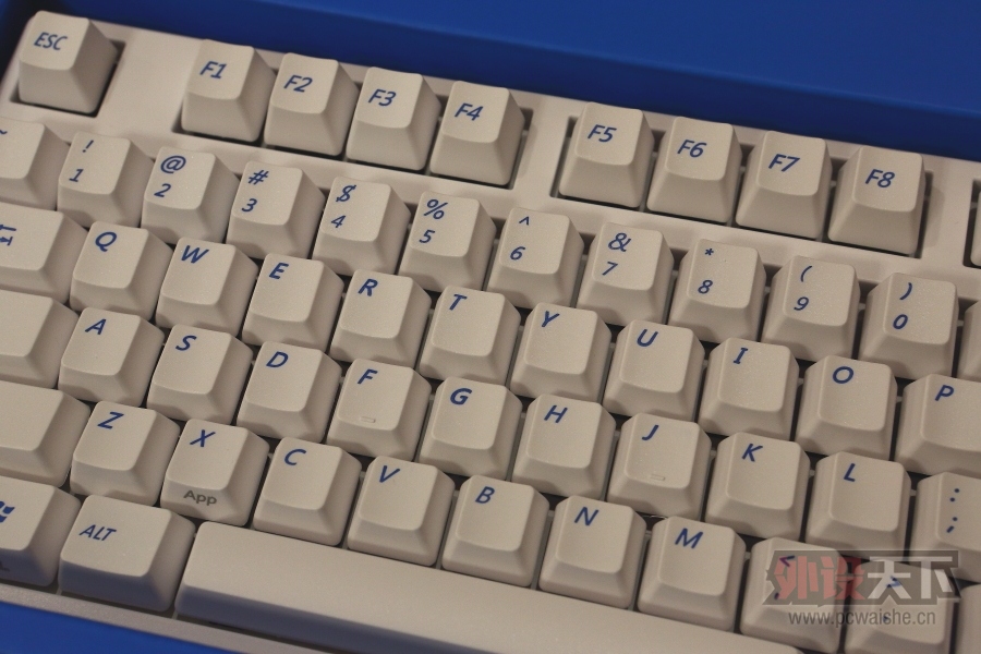 �����᡿�����Ե�������������а���Ұ������� IKBC F104�����ĵ�
