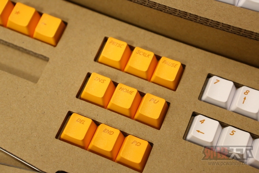 �����᡿�����Ե�������������а���Ұ������� IKBC F104�����ĵ�