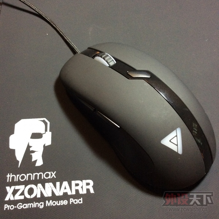 ҫ THRONMAX ͼX3̰